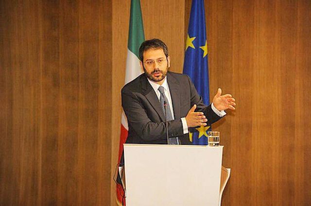 angelo tofalo Iniziative Europee per la Difesa Una opportunità per il sistema Paese angelo tofalo Iniziative Europee per la Difesa Una opportunità per il sistema Paese