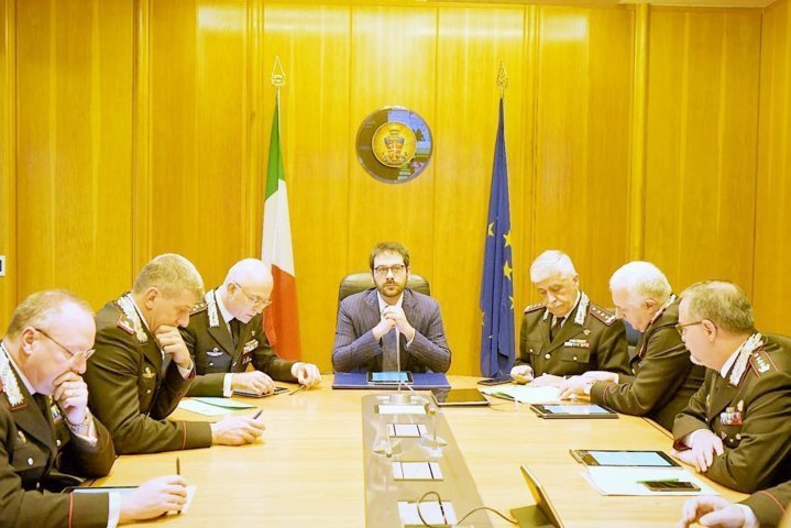 Sala Crisi del Comando Generale dell’Arma dei Carabinieri angelo tofalo sottosegretario ministero difesa comandante giovanni nistri