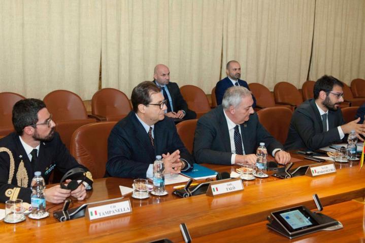 incontro bilaterale italia lituania sottosegretario ministero difesa angelo tofalo Edvinas Kerza