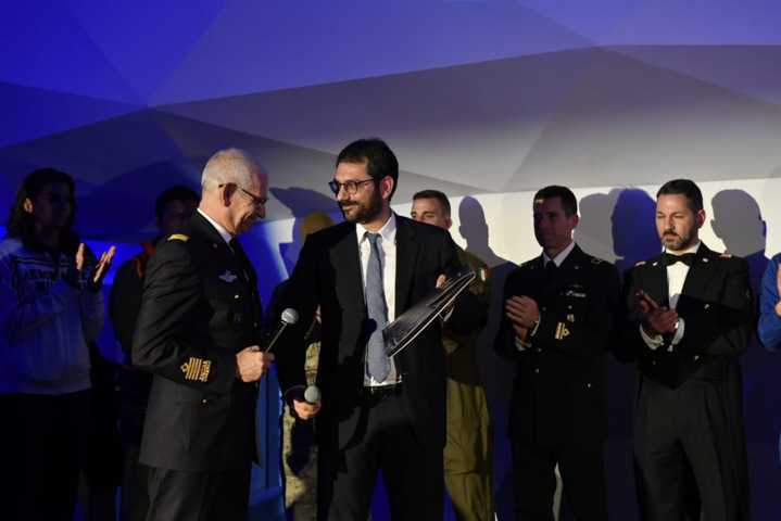 presentazione calendario aeronautica militare 2019 angelo tofalo sottosegretario ministero difesa (2)