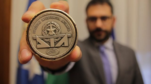 Sottosegretario Ministero Difesa Angelo Tofalo Dipartimento Investigativo Antimafia uniti si vince