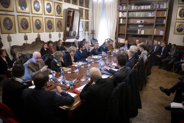 Ministero Difesa Angelo Tofalo Lorenzo Guerini incontrano personale civile difesa