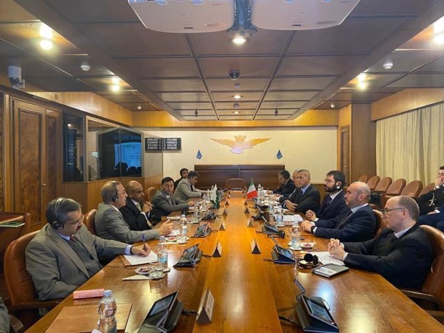 angelo tofalo al bilaterale con l'Ambasciatore del Pakistan in Italia