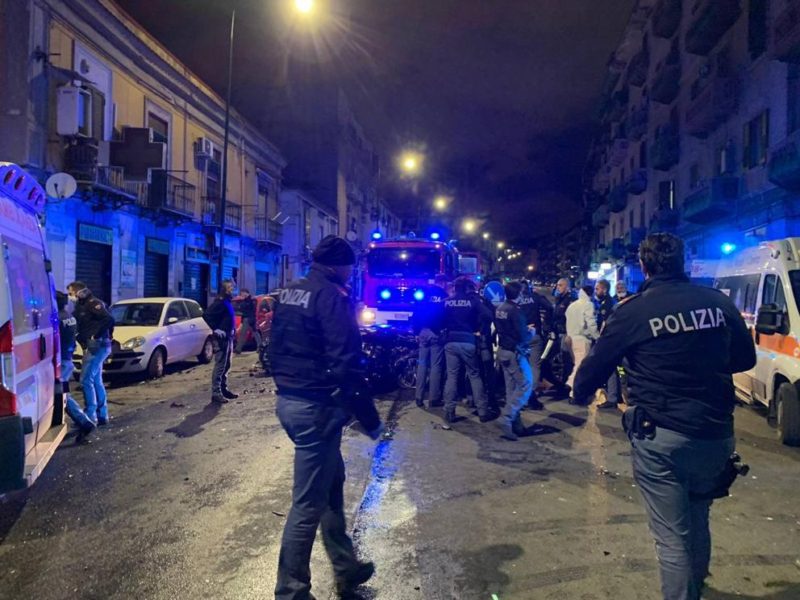 napoli rapina ucciso poliziotto incidente