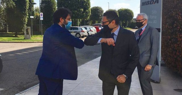 Il Sottosegretario di Stato alla Difesa Angelo Tofalo visita MBDA Italia