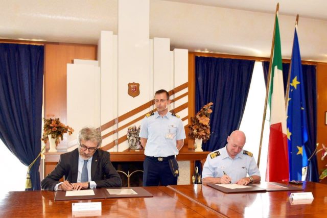 Aeroporto militare di Decimomannu - intesa aeronautica leonardo gestione International Flight Training School