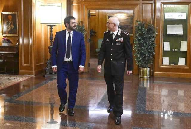Il Sottosegretario Angelo Tofalo incontra il Comandante Generale dei Carabinieri aggiornamento su attività e obiettivi