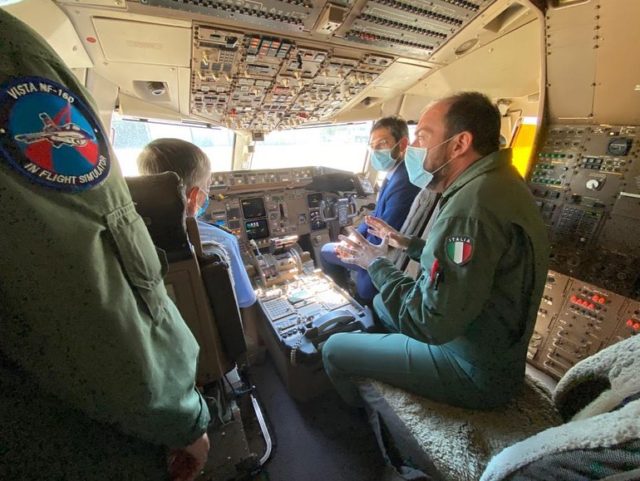 Il Sottosegretario di Stato alla Difesa Angelo Tofalo al Comando Logistico Aeronautica Militare