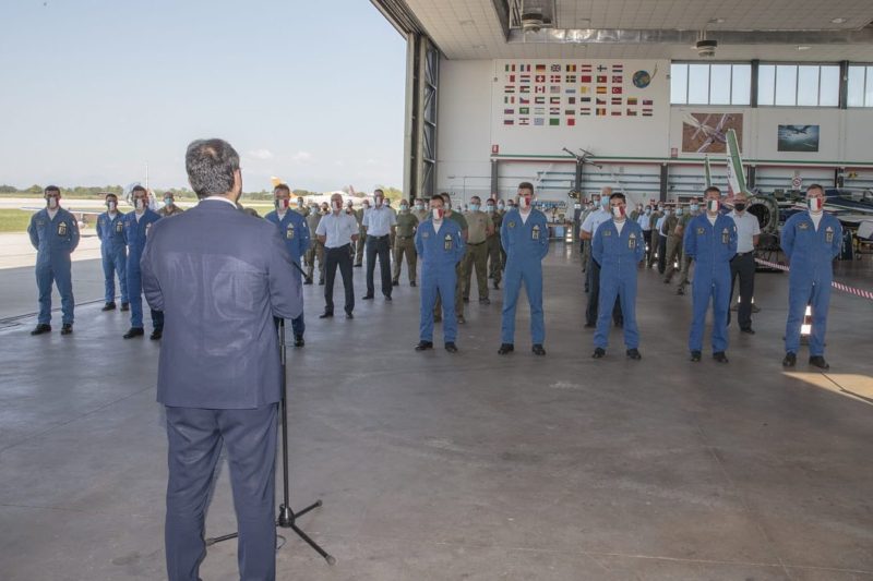 Il Sottosegretario alla Difesa Tofalo visita la Base Aerea di Rivolto