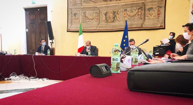 Contrasto al finanziamento dei produttori di mine antiuomo lavori in commissione