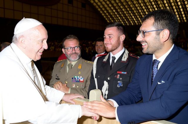 Papa Francesco e Angelo Tofalo